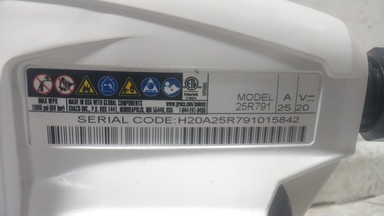 Graco 25R791 20V 5/16 Gal Tank Capacity Cordless Handheld Sprayer