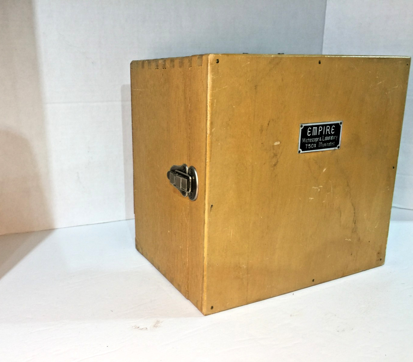 Vtg Empire Microscope & Laboratory 750 Power Illuminated W/Case, Equip. Untested