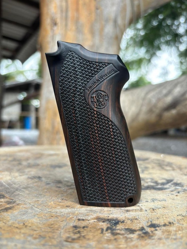 Solid wood Grips For S&W Model 5906