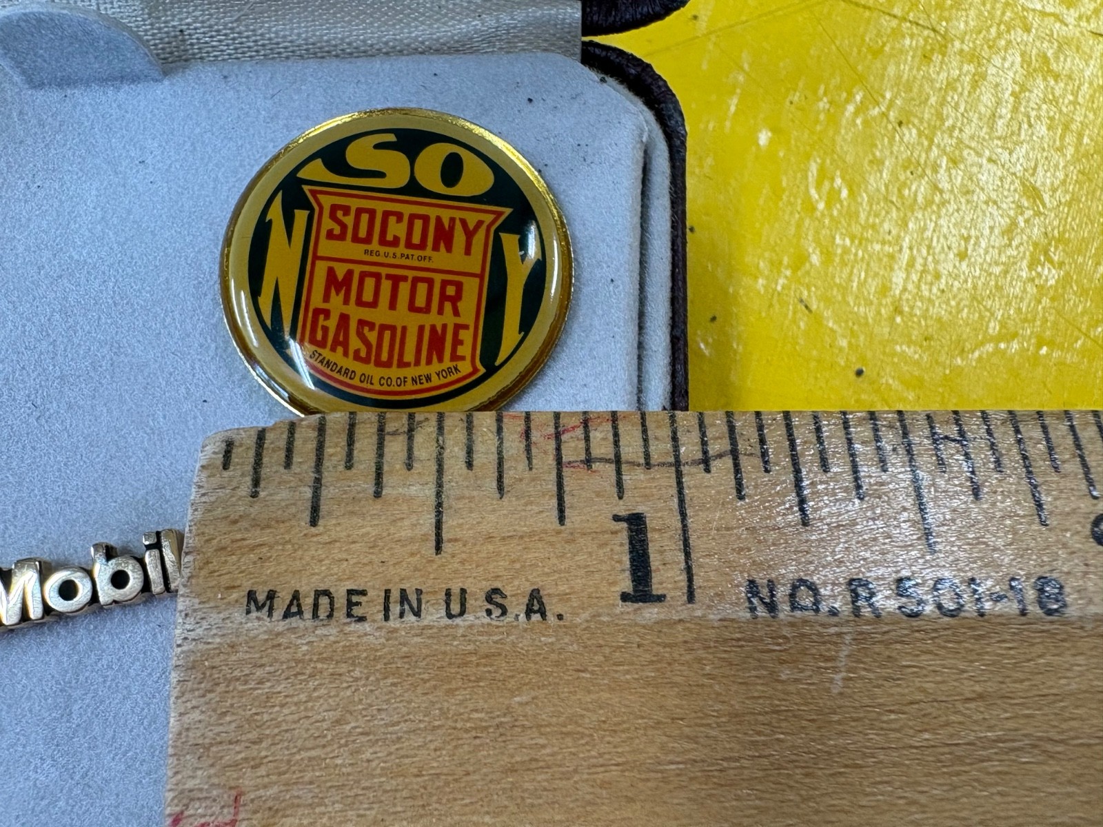 Vintage Esso SOSONY Exxon Mobil Petrol enamel lapel pin badge exxon mobil 14kt