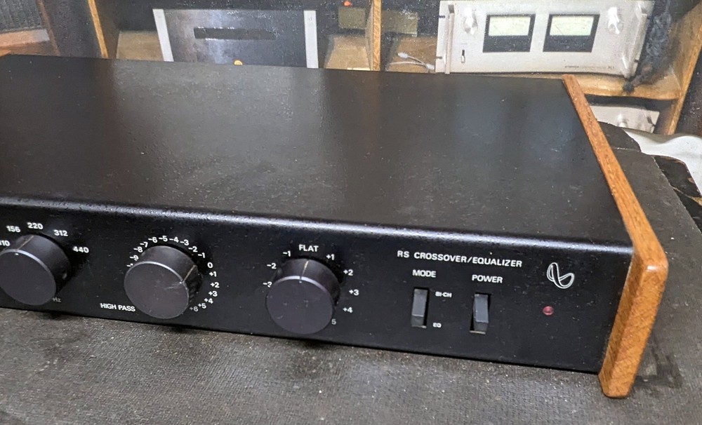 Infinity RS crossover / equalizer with wood sides for Reference Standard 4.5