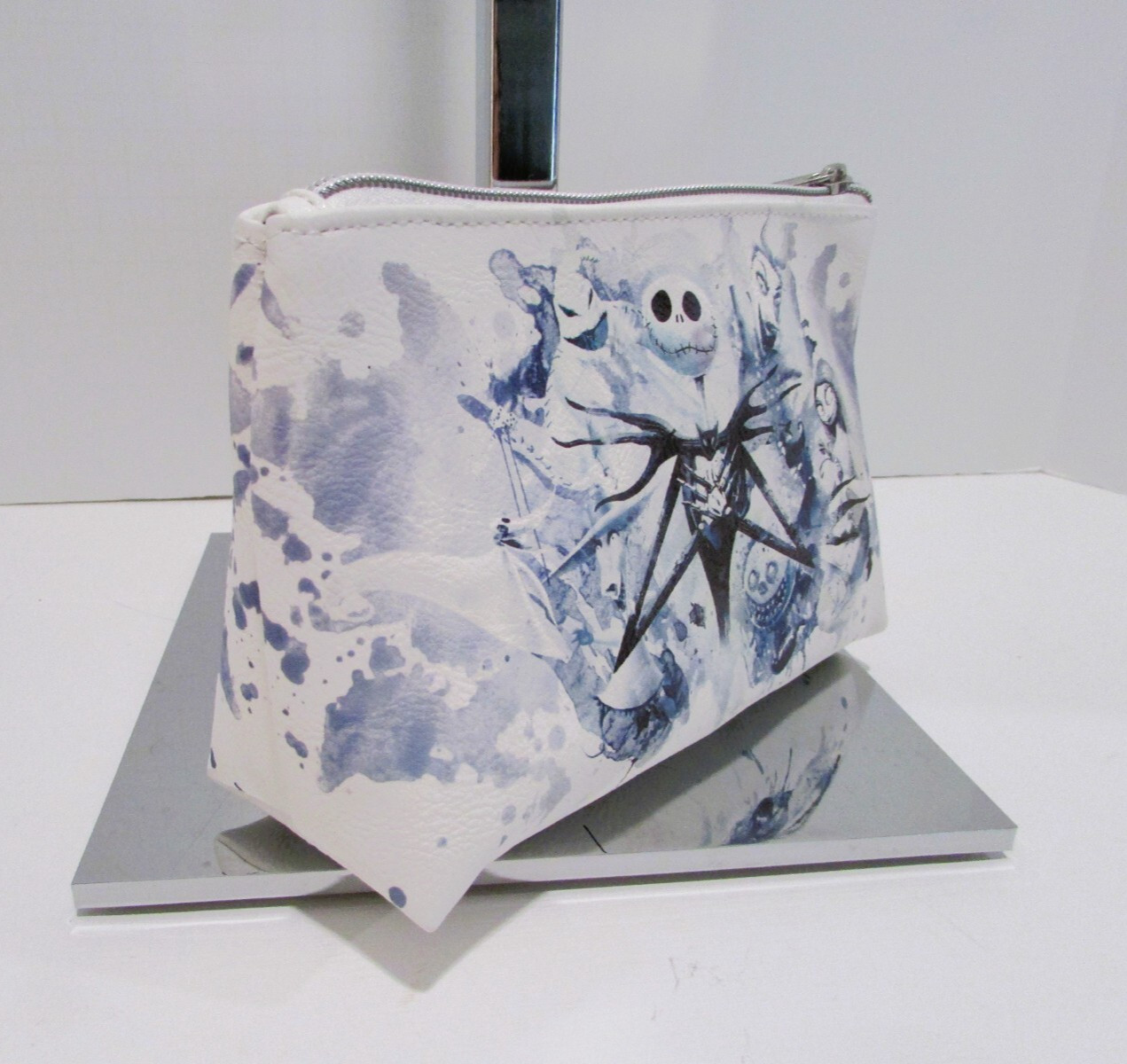 Disney Loungefly Nightmare Before Christmas Cosmetic Make-up Bag Pouch NWT RARE