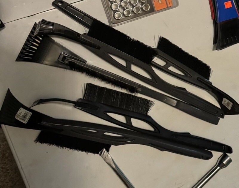 snow brush for car