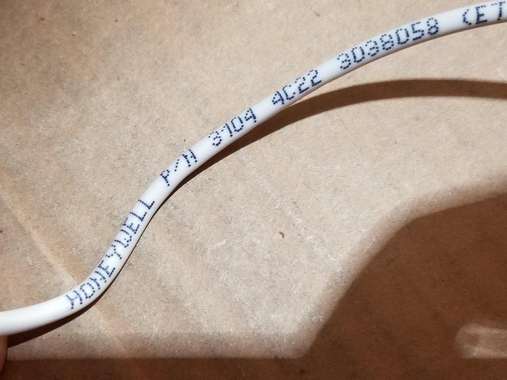 Southwire Genesis 3104 22/4C Stranded Security/Control Cable Plenum White /100ft