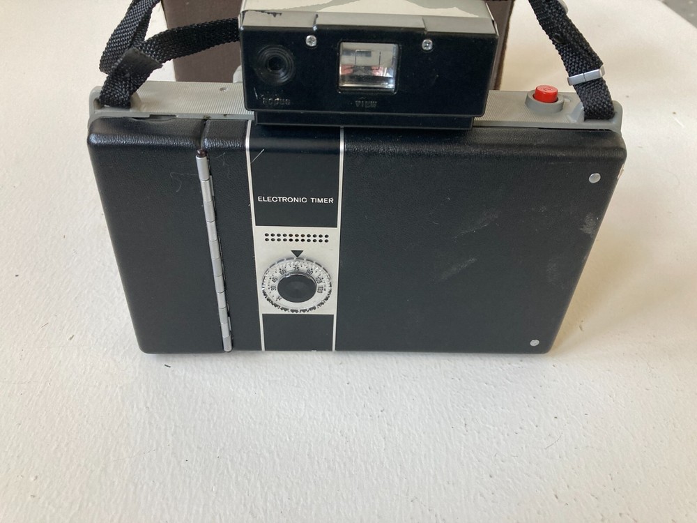 Polaroid Countdown M80 Automatic Land Camera w/Case Front Cover Missing