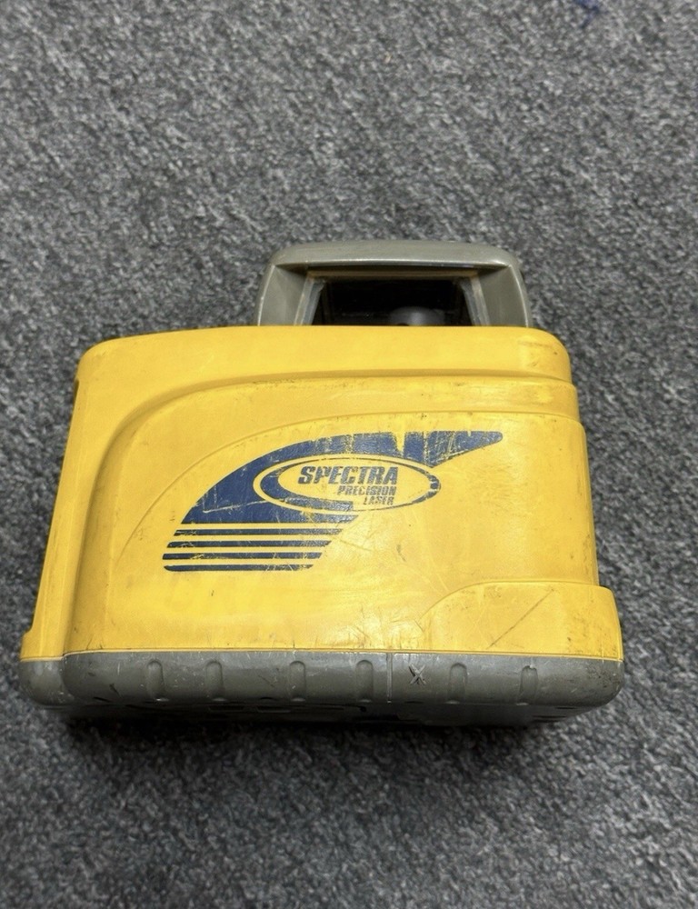 TRIMBLE SPECTRA PRECISION LL400 SELF LEVELING ROTATING LASER LEVEL (NO RECEIVER)