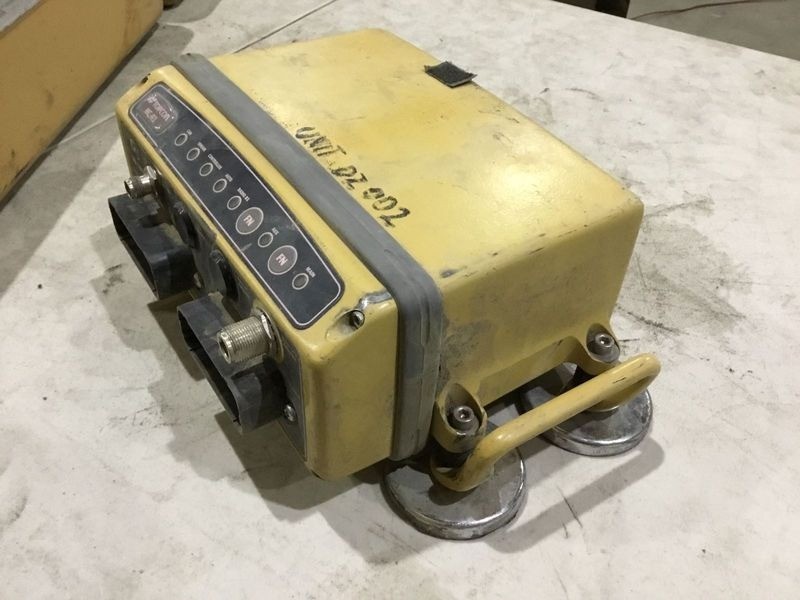 TOPCON MC-R3 POSITIONING SYSTEM W/ CASE