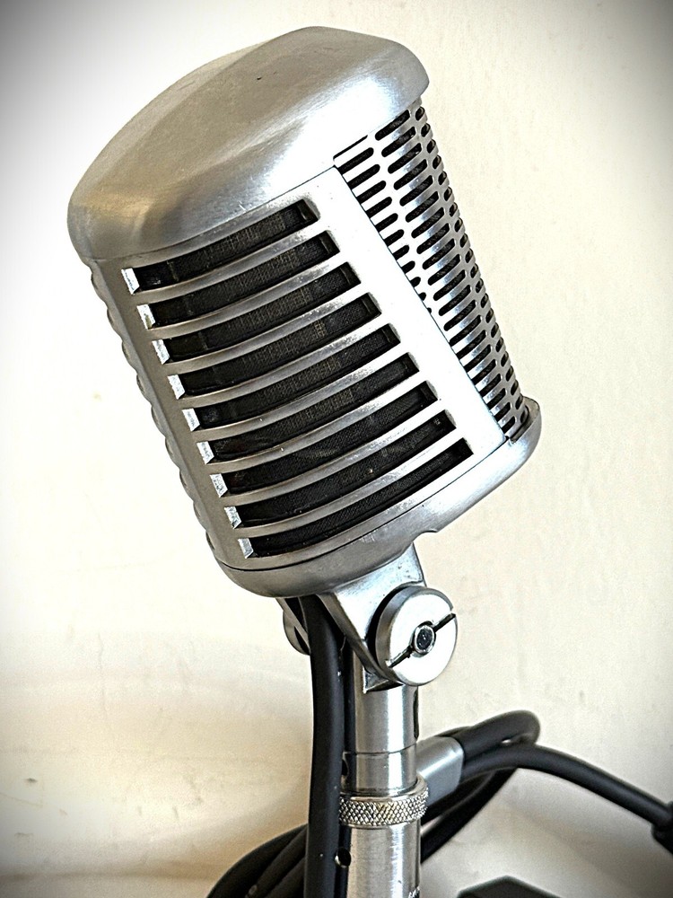 Vintage 1950's ASTATIC 77L Dynamic Microphone, original element, stand & cable