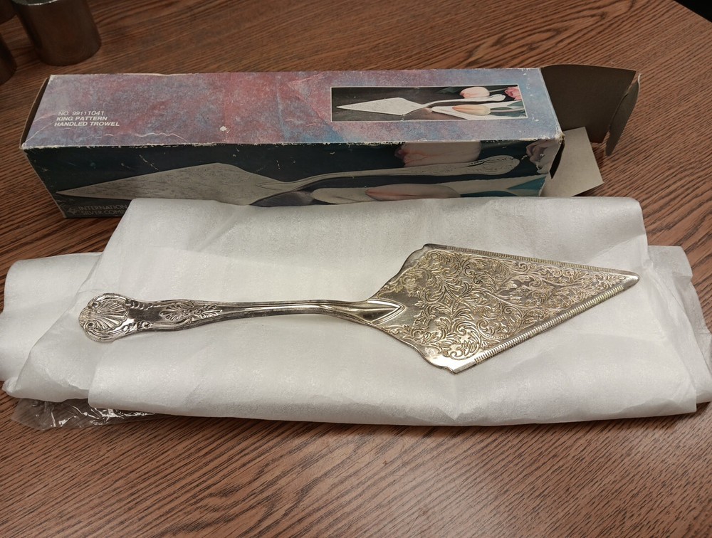 Vintage Silver Plated Cake Trowel International Silver Company Ornate Decor