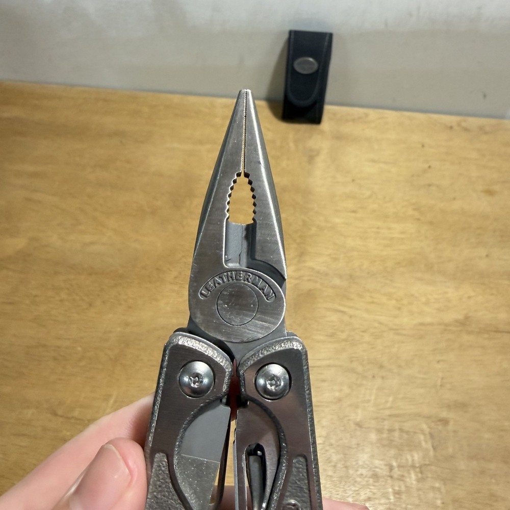 Leatherman Charge XTI Multitool Titanium 154cm Blade With Sheath