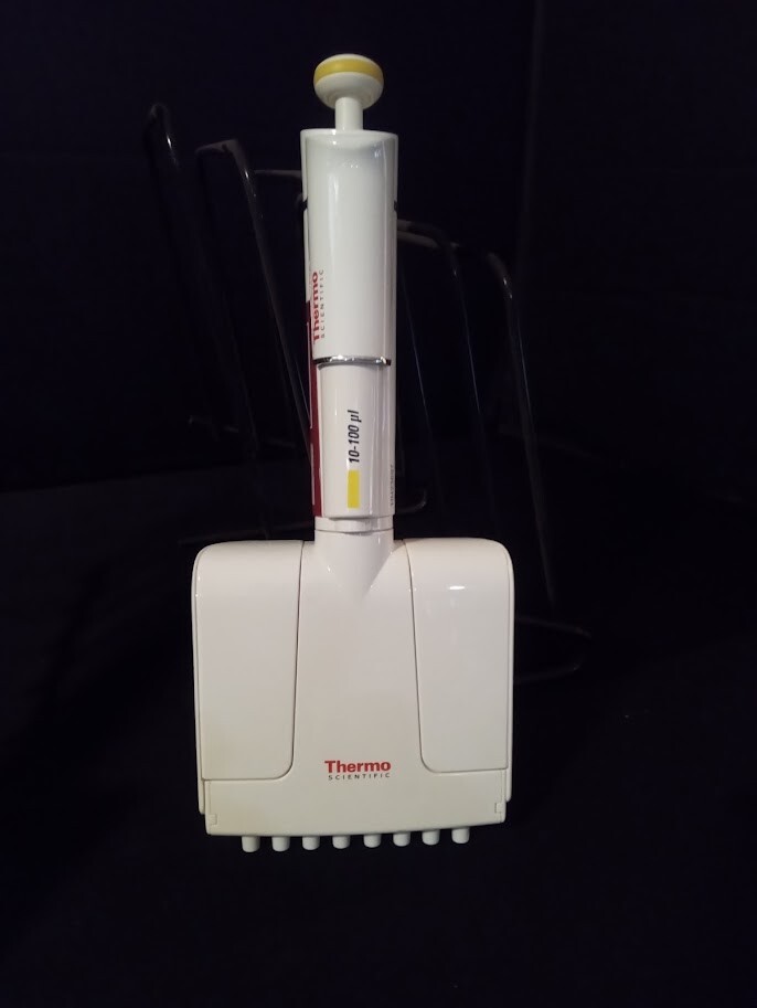 Thermo Scientific Multi-Channel (8) Variable Volume Pipette 10-100uL