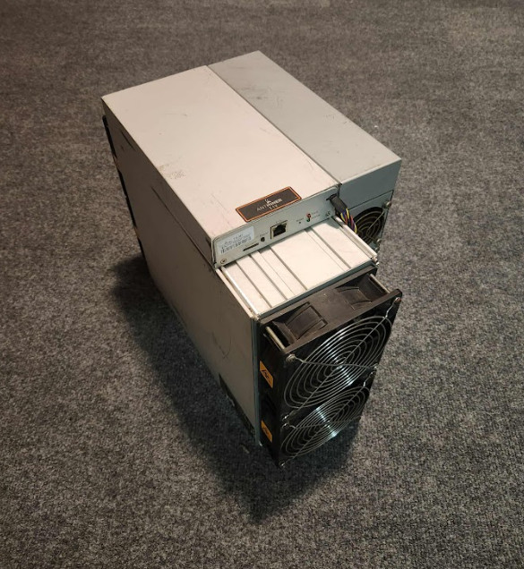 Bitmain Antminer T19 88TH ASIC Bitcoin Miner