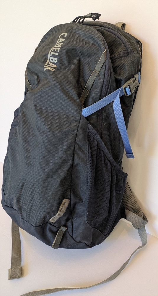 Camelbak Day Star 16 Hydration Backpack, NO hydration bladder Mesh Back Hiking