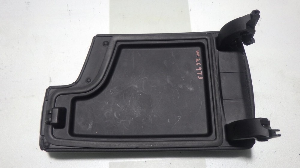 07 BMW 328i CENTER CONSOLE ARMREST