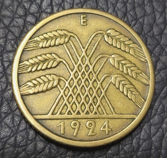 1924 Germany 10 Reichspfennig Coin