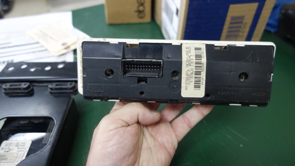 FREIGHTLINER HVAC Control Module A22-57054-007