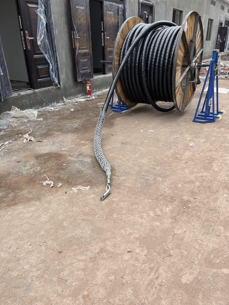 D:13-18mm 0.51Wire & Cable Mesh Pulling Grip, Double Head Cable Pulls, Suitable.