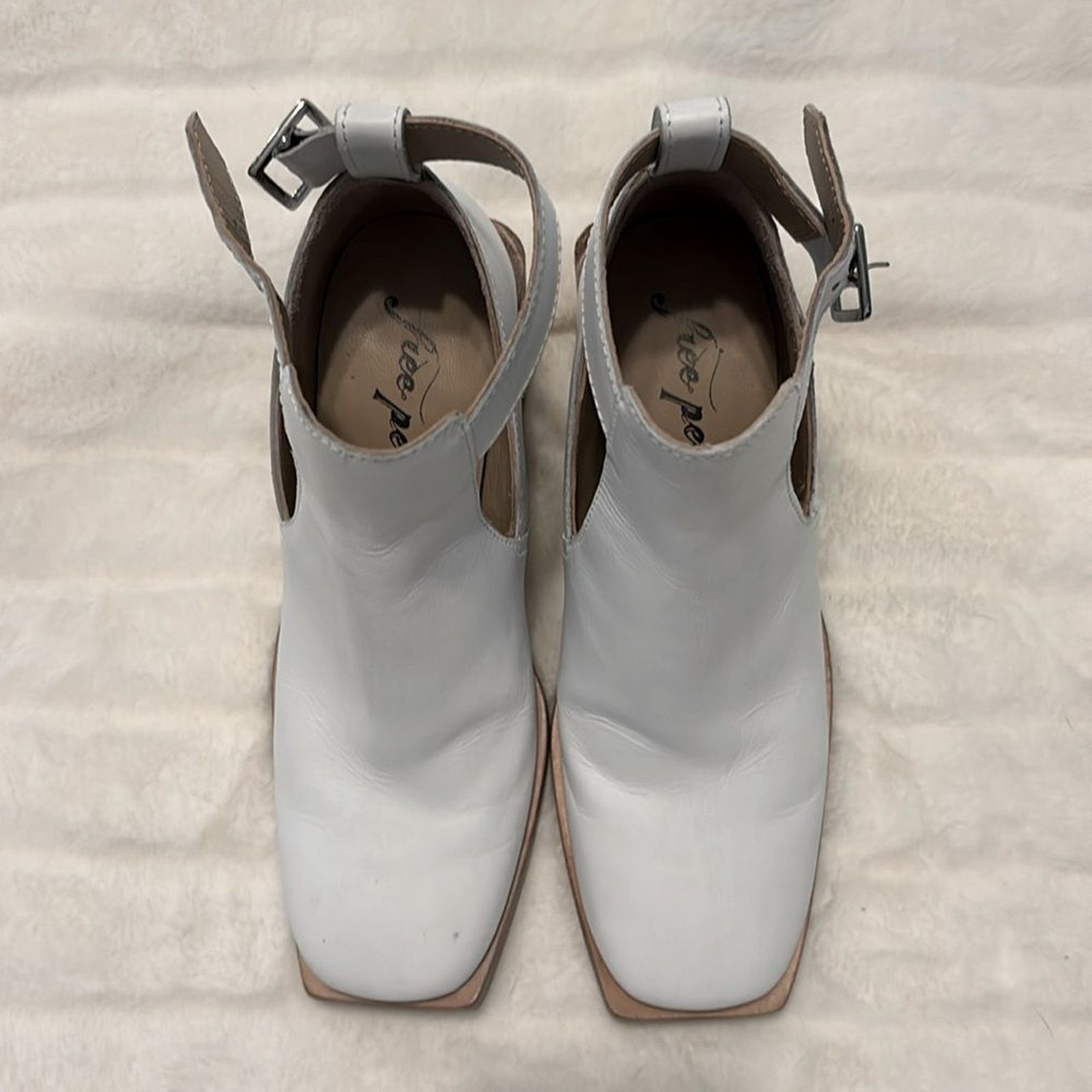 Free People Brady buckle booties leather ankle boots size 36/6