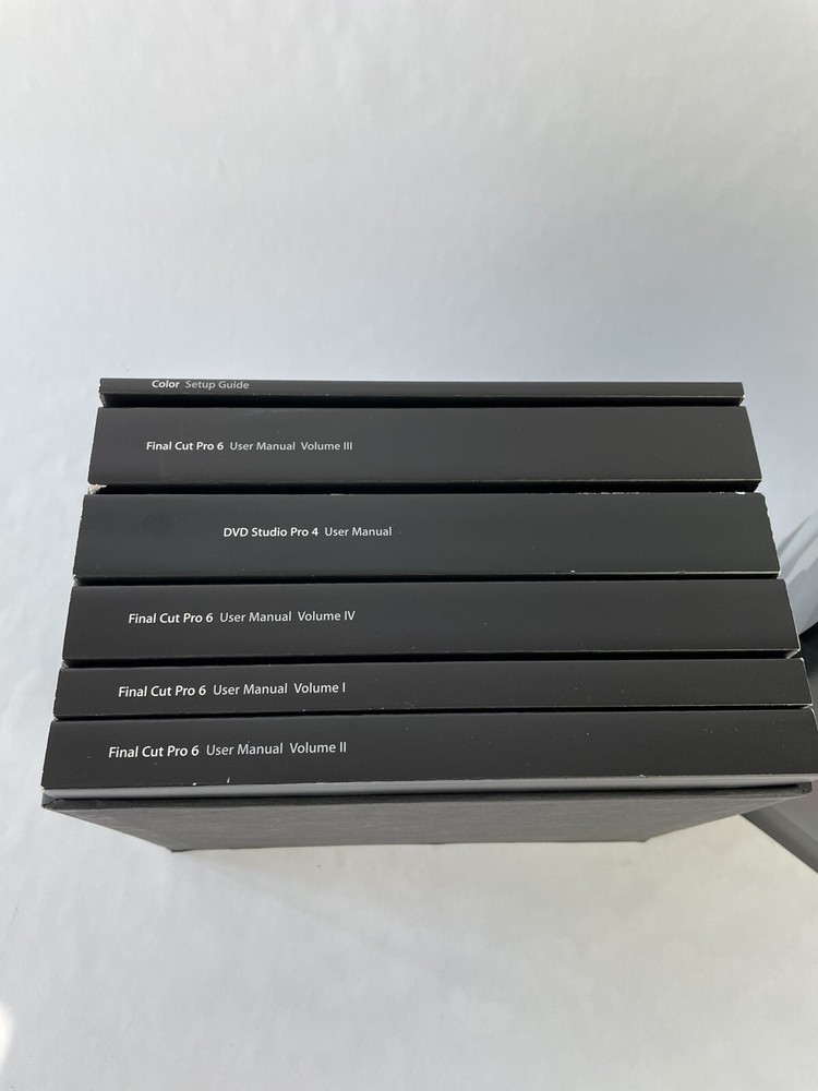 Apple Final Cut Studio 2 Pro 6 DVD Studio Pro 4 Manuals only - no software