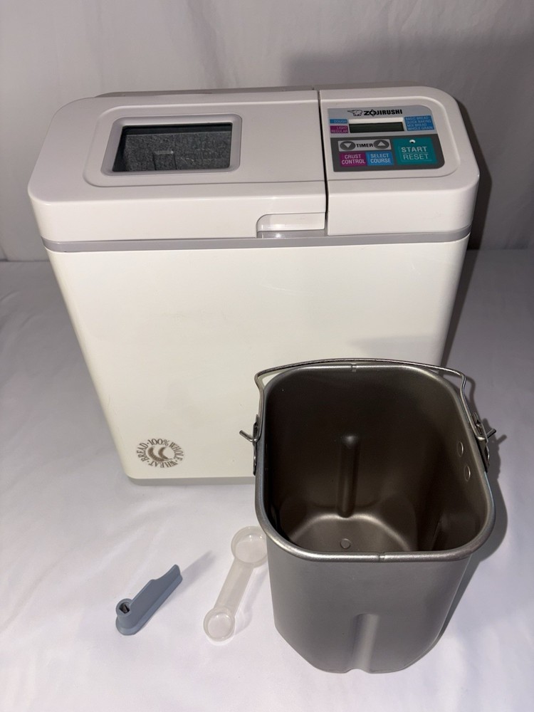 Zojirushi BBCC-Q20 Home Bakery Junior Automatic Bread Machine Maker 2 Pound Loaf