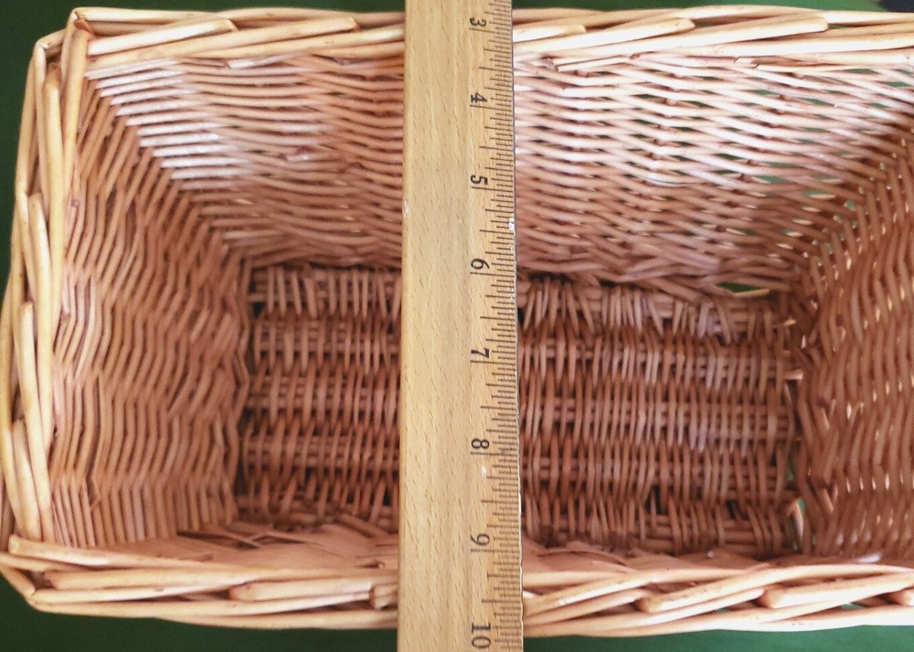 Handy 11" Straw Basket