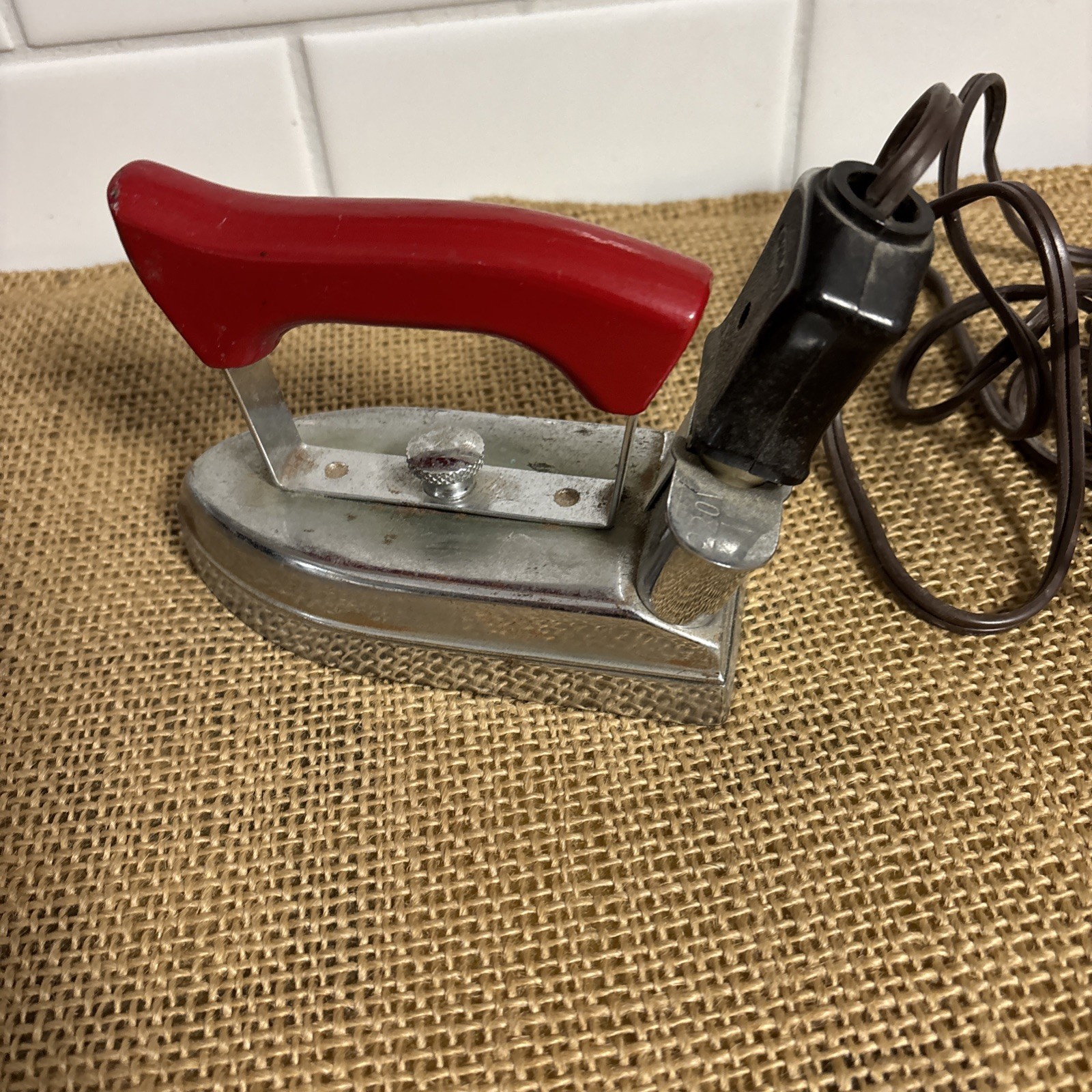 Vintage ROWENTA  Electric Travel Iron Model E5234 - It WORKS!- Red Handle!