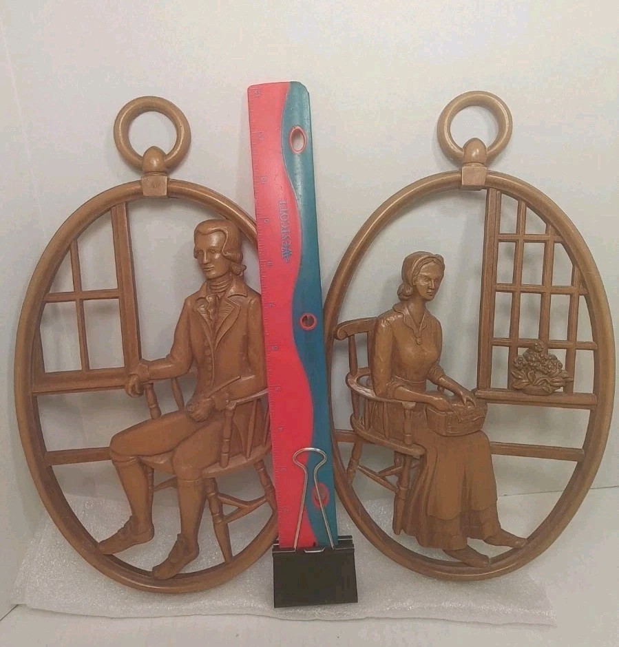 Vintage Syroco Pair Of Colonial Couple Wall Plaque Decor 1970s