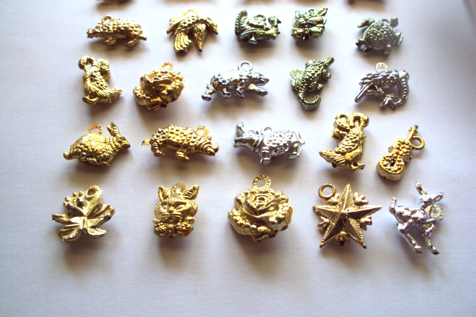 Vtg Gumball Charm Cracker Jack 60's HK LOT EPPY Charms Vending machine prize