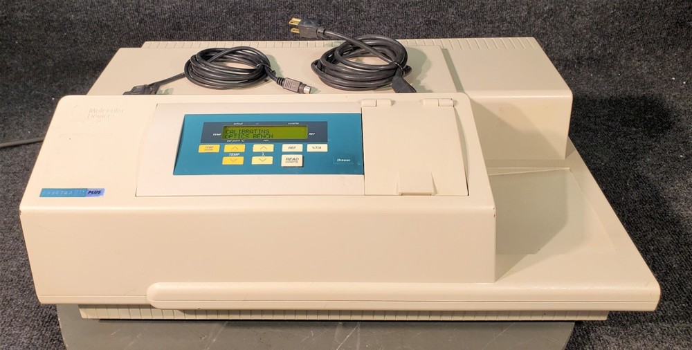 Molecular Devices SpectraMax Plus Microplate Reader Spectrophotometer