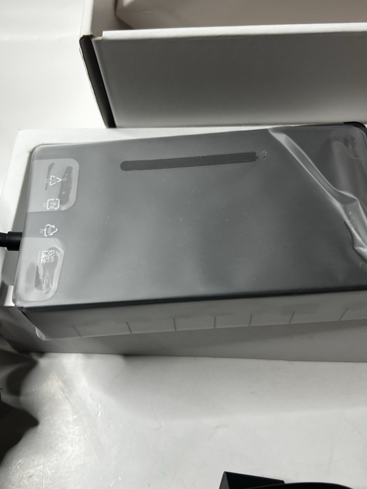 DESKTOP POWERHOUSE: New-In-Box Microsoft Surface Dock 2 READ DESCRIPTION