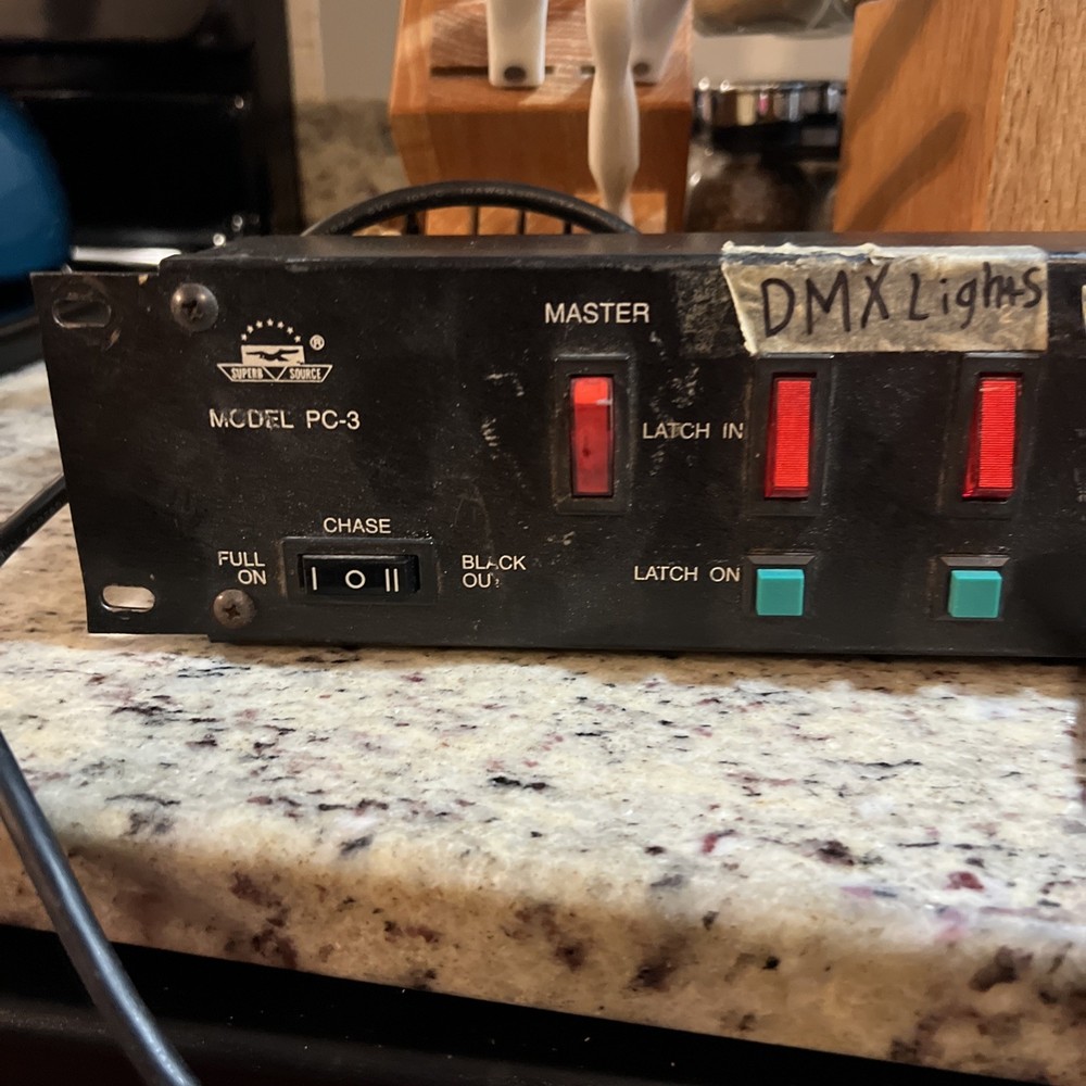 Superb Source Model pc 3 powers on 2 lights don’t turn on