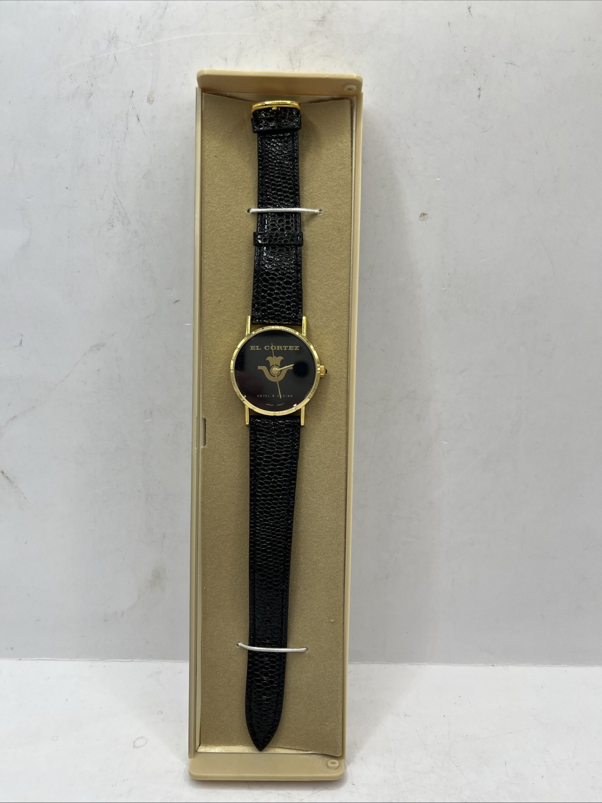 Vintage El Cortez Las Vegas Men’s Quartz Watch Leather Strap