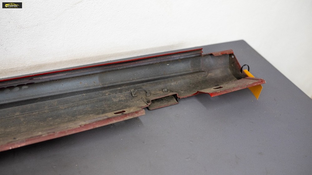 MERCEDES A CLASS 2017 LEFT SIDESKIRT