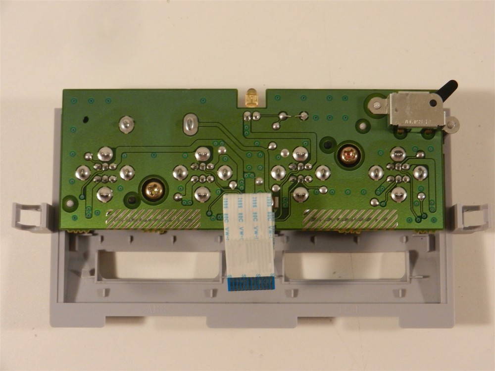 OEM Replacement Nintendo GameCube Controller Port Assembly w/ Cover