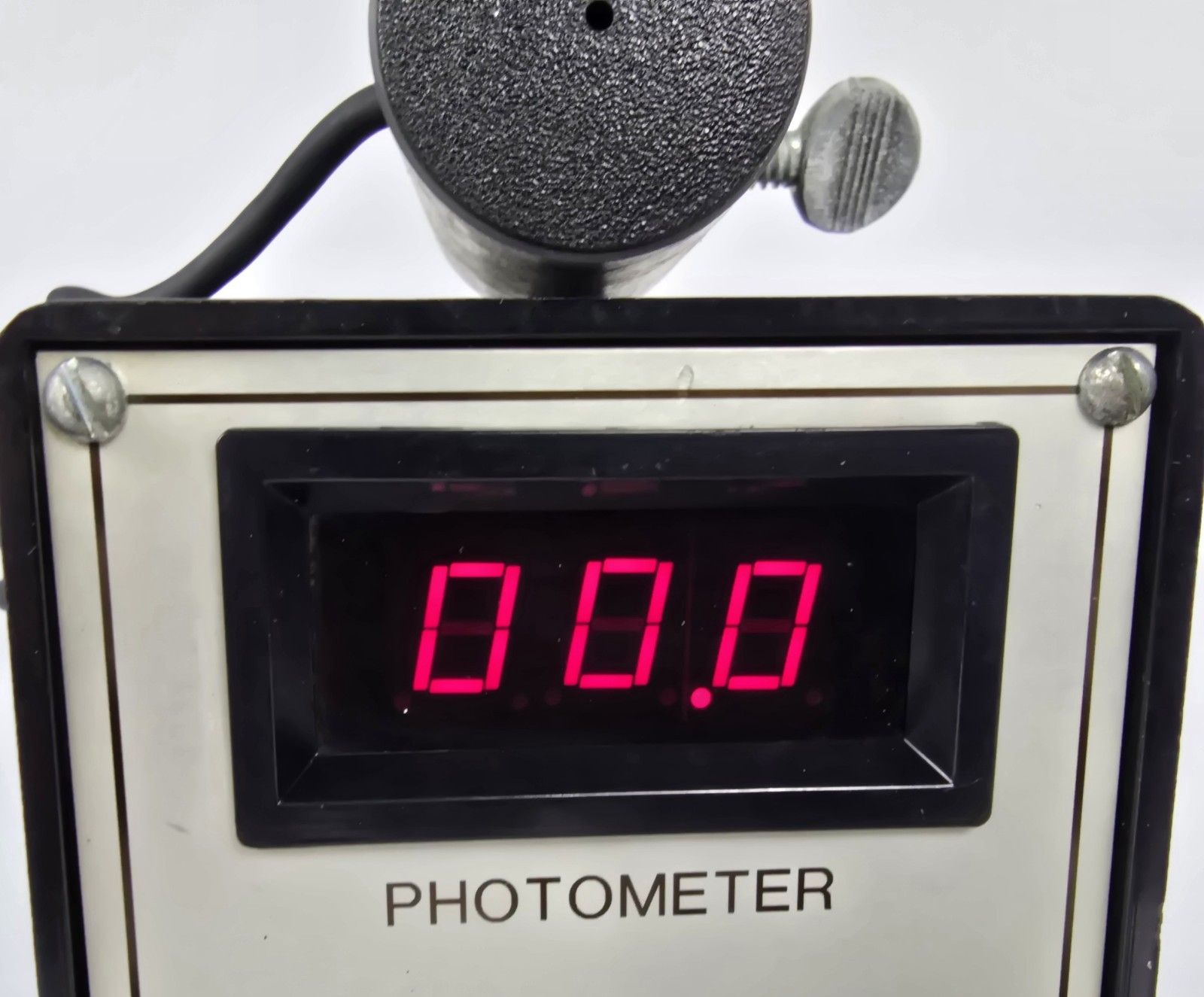 Genuine Energy Concepts Digital Photometer Model 60200 120 VAC