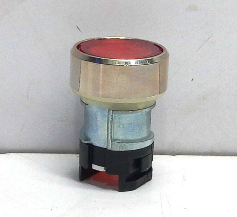 Siemens 3SB3 655-0AA21 Pushbutton AC Metal Round Red Illuminated Flat Button