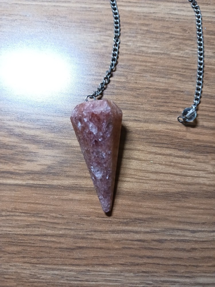 Pendulum Stone, Salmon Color