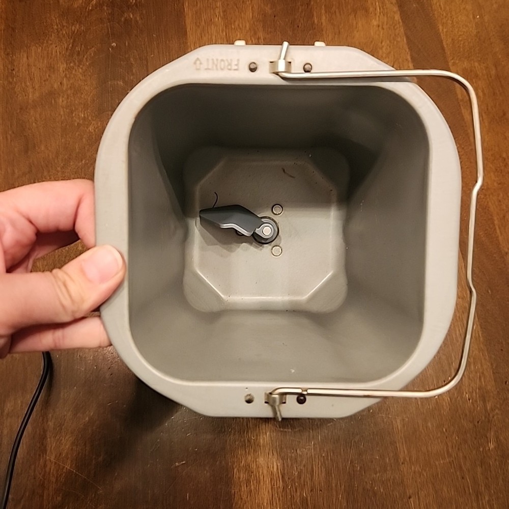 OEM Breadman Pan & Paddle Model TR-600 2lb Bread Maker Part Replacement