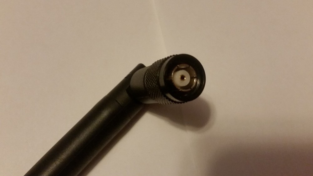ANTENNA FOR LINKSYS ROUTER OR NETWORK CARD FOR WI-FI INTERNET CONNECTIVITY