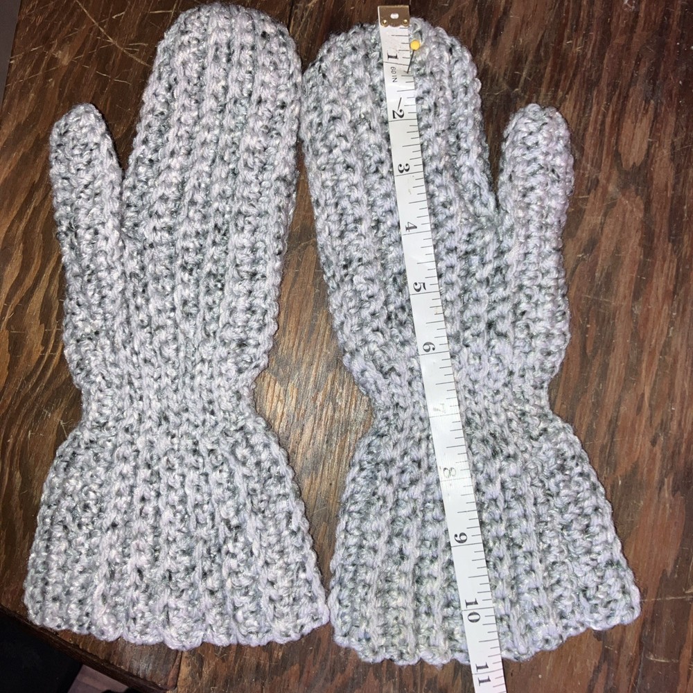 Handmade Mitten S
