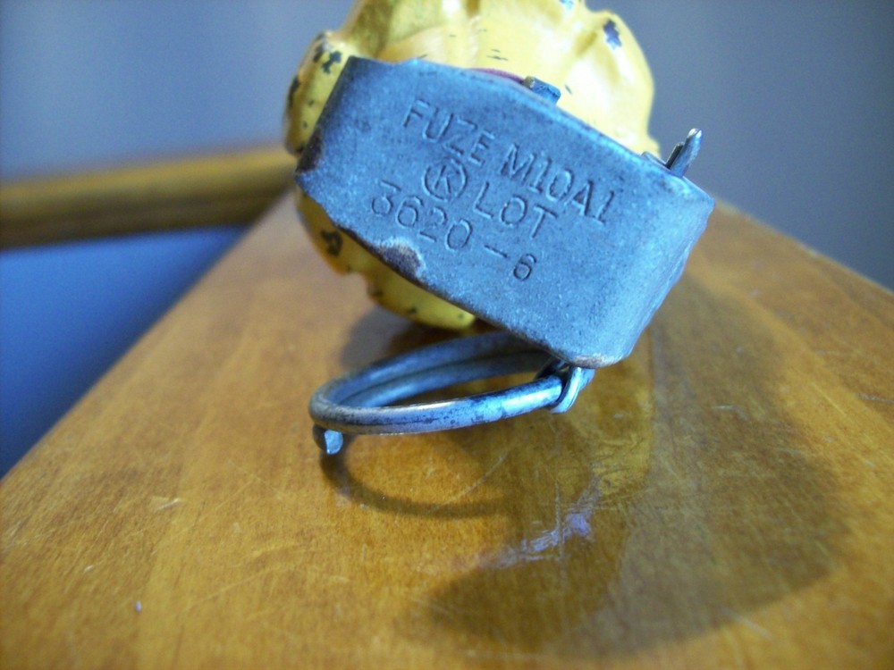 early desk paper weight dud