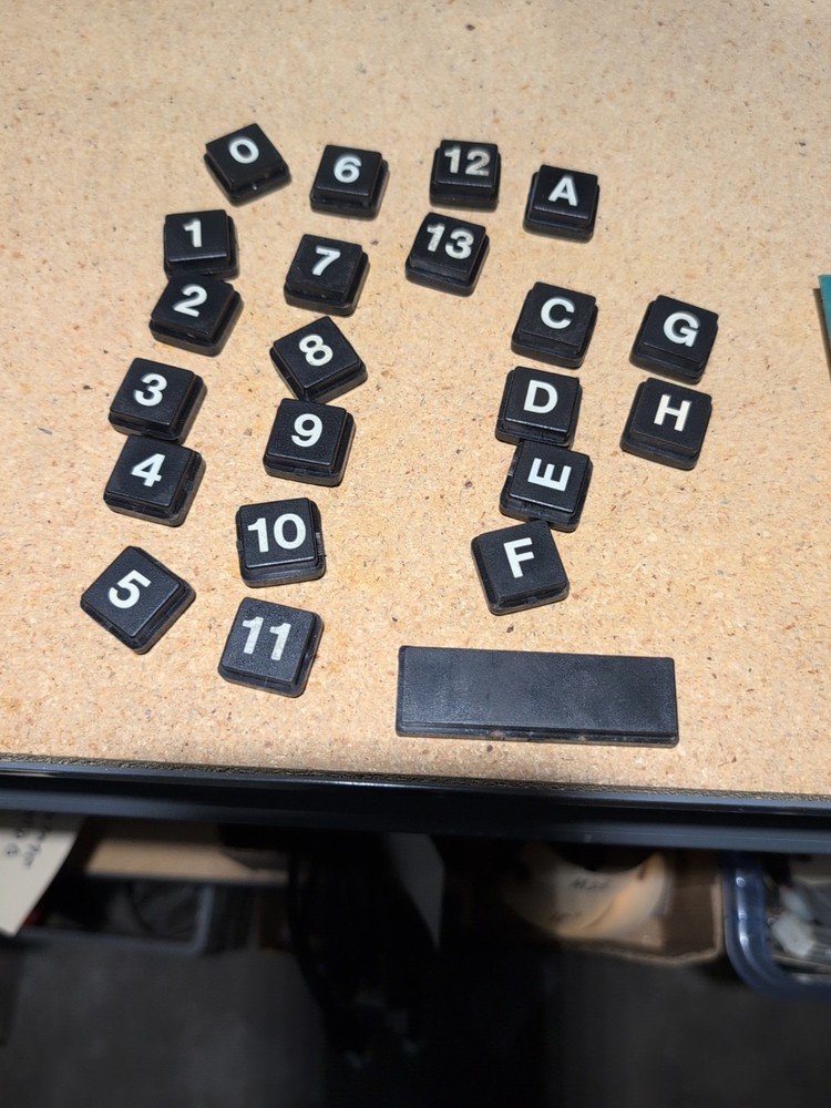 Polyvend Lbv-32 Keypad & Components Shown