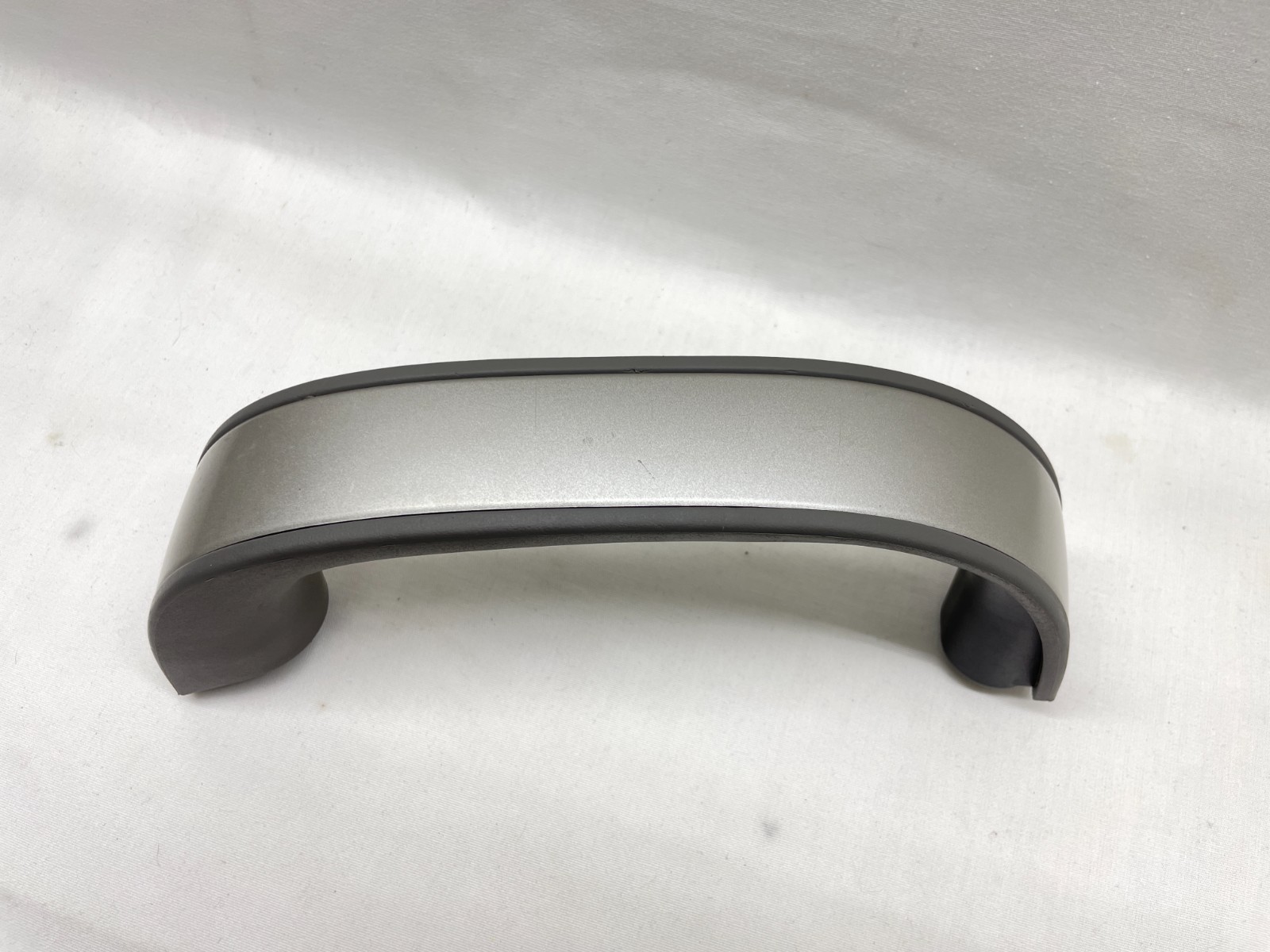 2007 2008 2009 SILVERADO SIERRA FRONT PASSENGER DOOR PANEL PULL GRAB HANDLE GRAY
