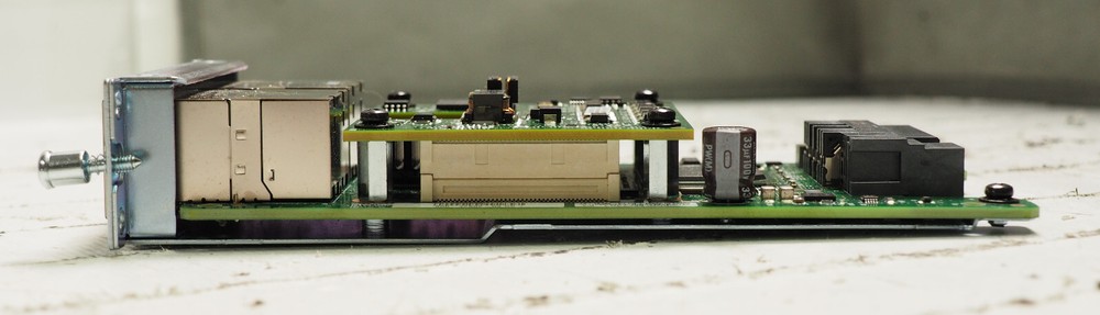 Cisco NIM-ES2-8-P 8-Port Gigabit Ethernet LAN Switch Network Interface Module