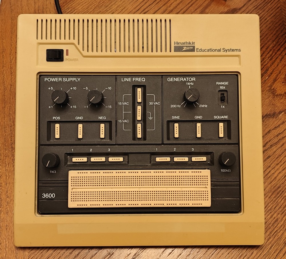 Heathkit ET-3600 Analog Trainer Heathkit Educational Systems