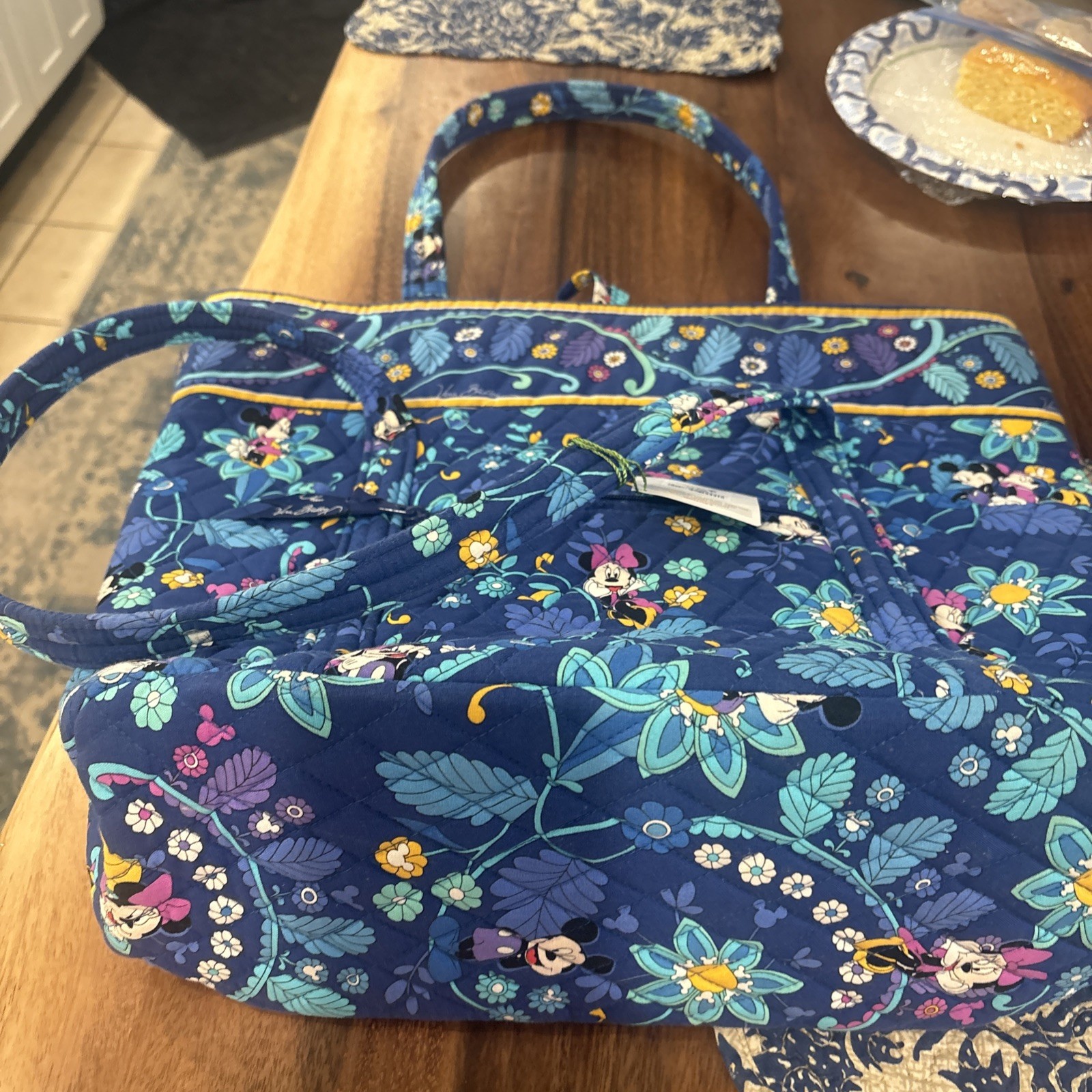 RARE SOLD OUT Disney Vera Bradley Mickey Mouse Disney Dreaming Blue Tote Bag NWT