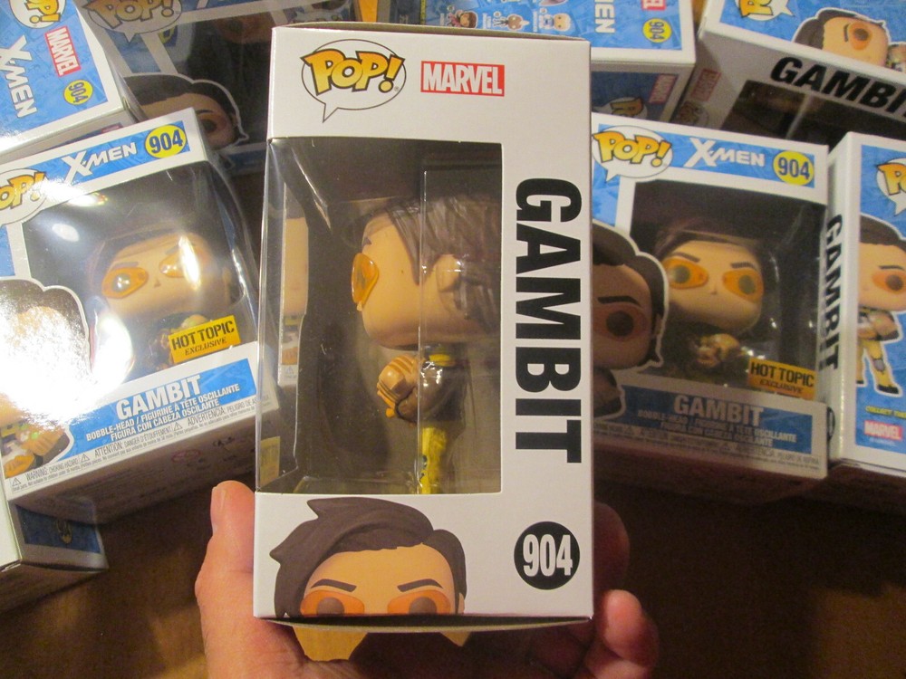 Funko POP MARVEL X-MEN GAMBIT # 904 EXCLUSIVE HOT TOPIC