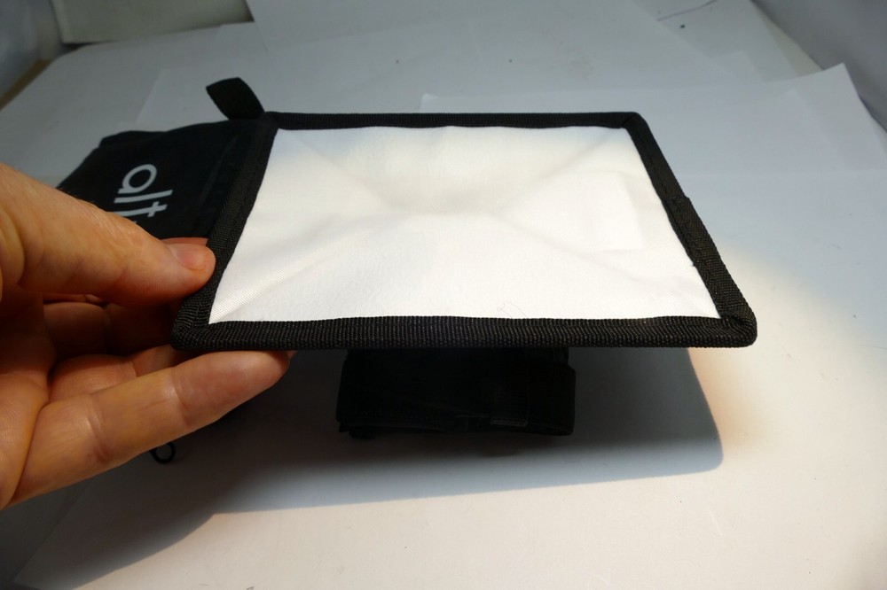 Altura Flash diffuser soft dome mini 6X5"