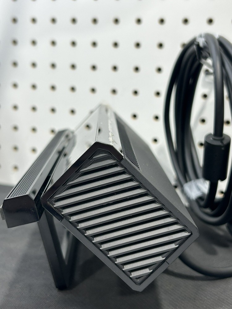 Microsoft Xbox One Kinect Wired Motion Sensor Black Model 1520 OEM