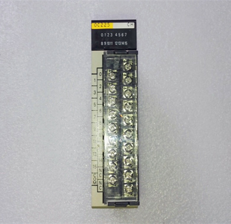 1PC used Omron PLC module C200H-0C225